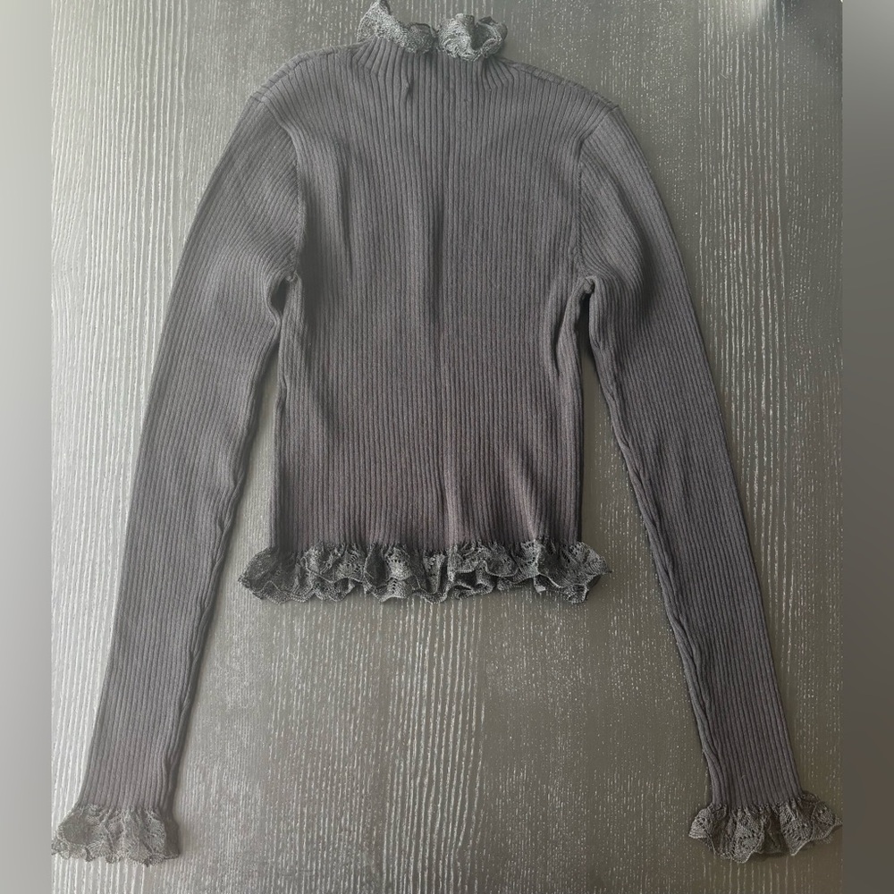 Zara Ribbed Cropped Long Sleeve Top